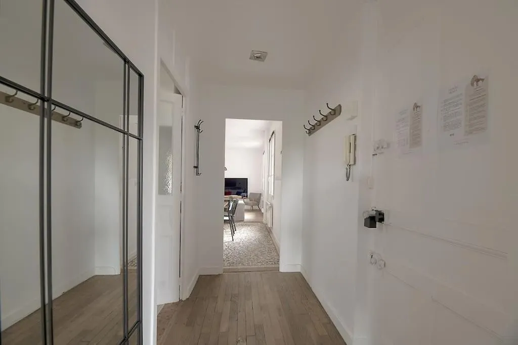 L'Odorico Apartment Rennes 0*,